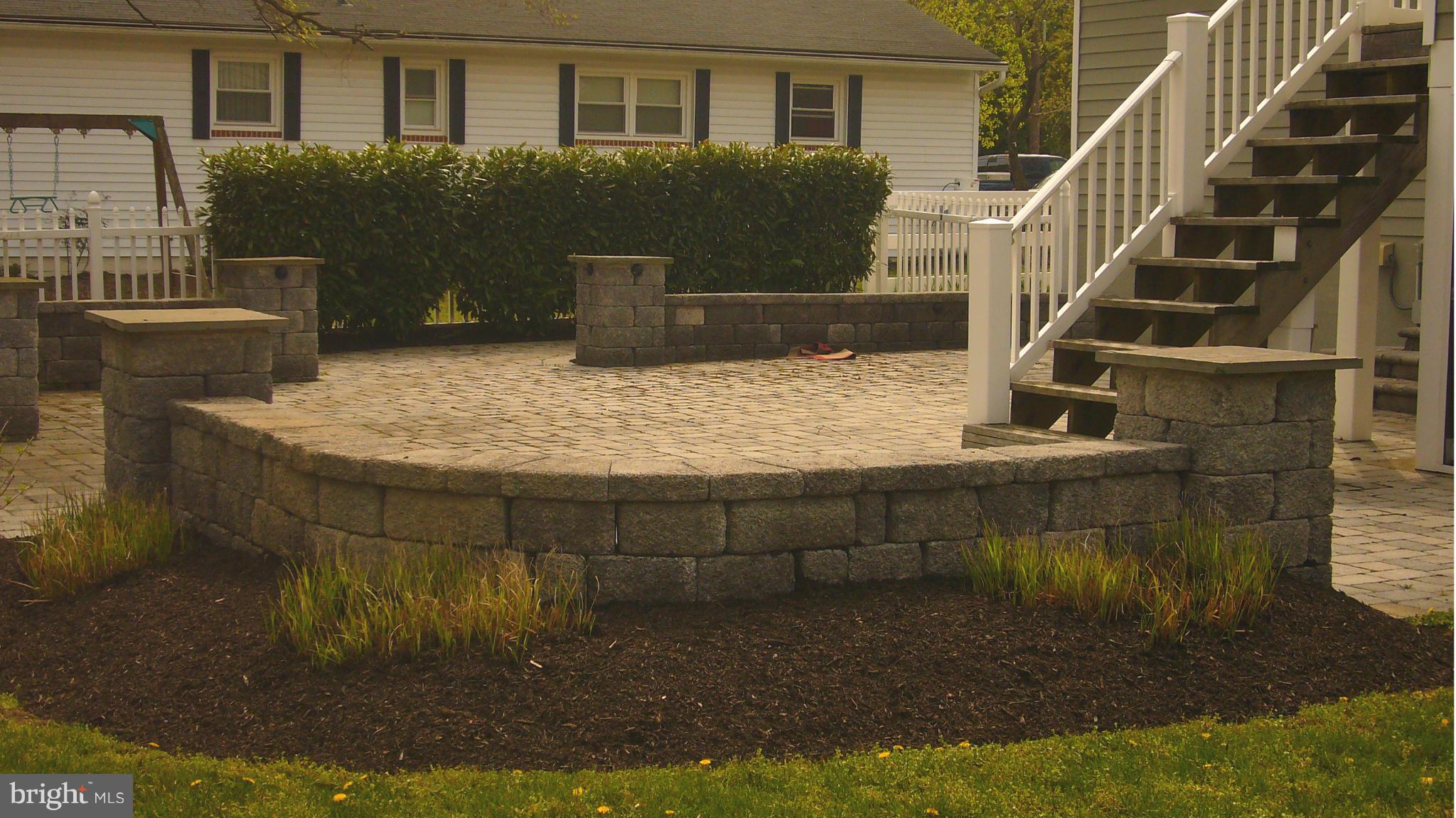 197 Circle Road Pasadena, MD 21122 - Photo 7 of 24 Patio
