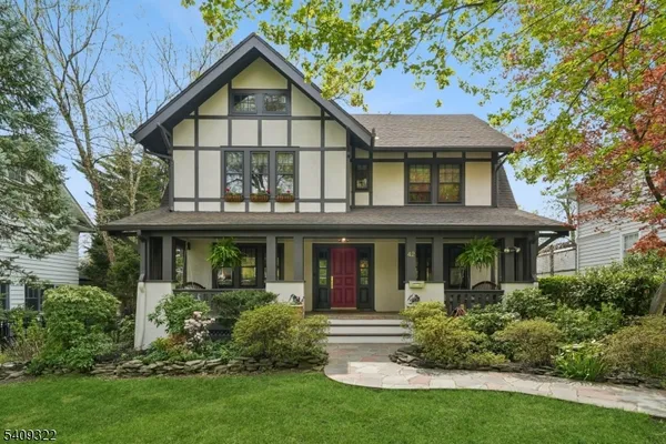 $1,795,000 | 42 Euclid Avenue, Maplewood, NJ 07040