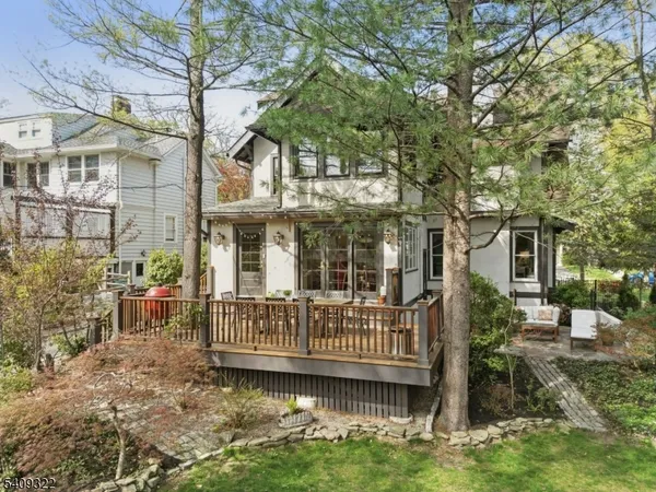 $1,795,000 | 42 Euclid Avenue, Maplewood, NJ 07040