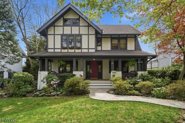 $1,795,000 | 42 Euclid Avenue, Maplewood, NJ 07040