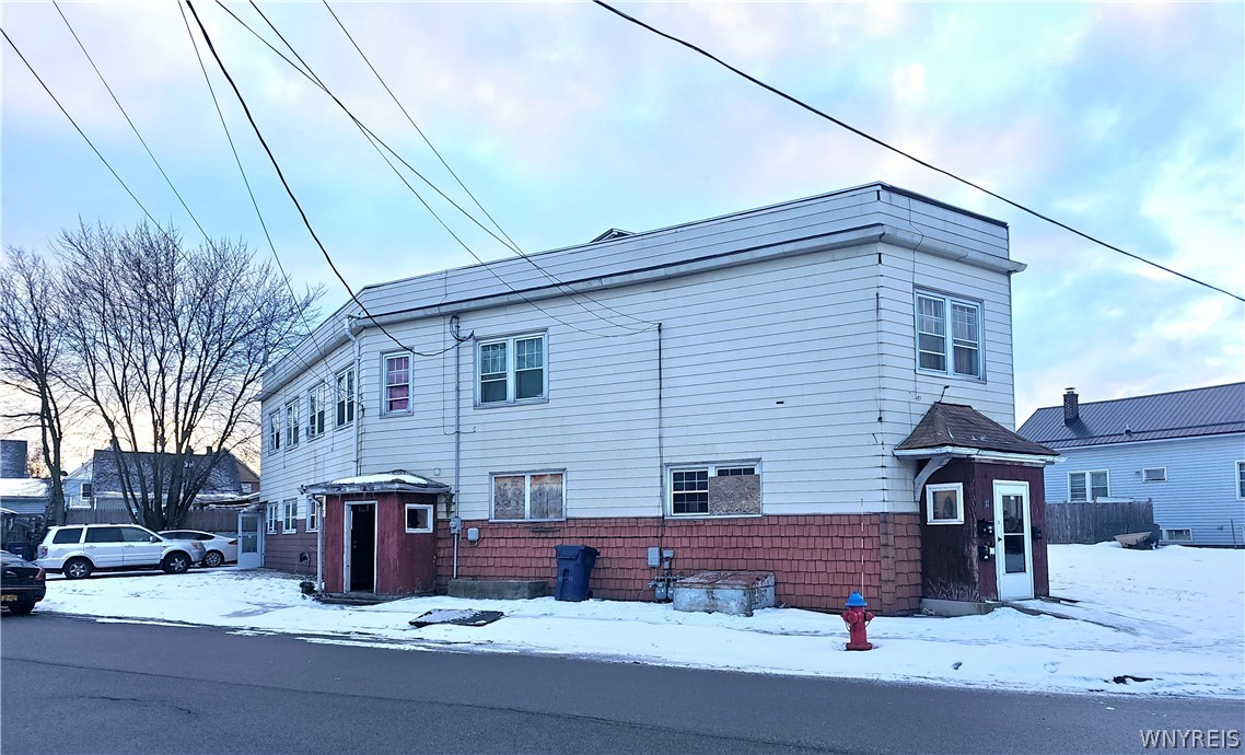 371 Riverside Avenue Buffalo, NY 14207 - Photo 3 of 41