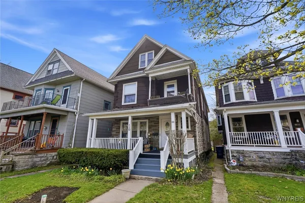 $289,900 | 110 Greenfield Street, Buffalo, NY 14214