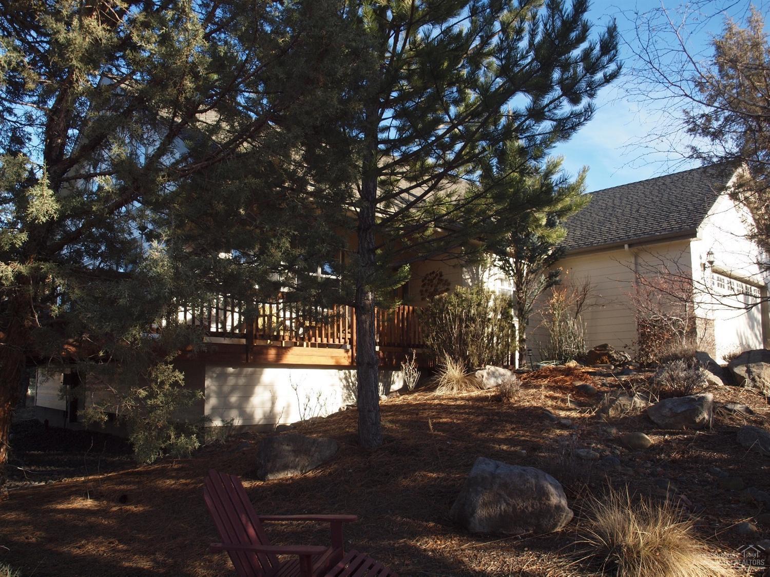 908 Widgeon Road Redmond, OR 97756 - Photo 7 of 22 Additional Photo