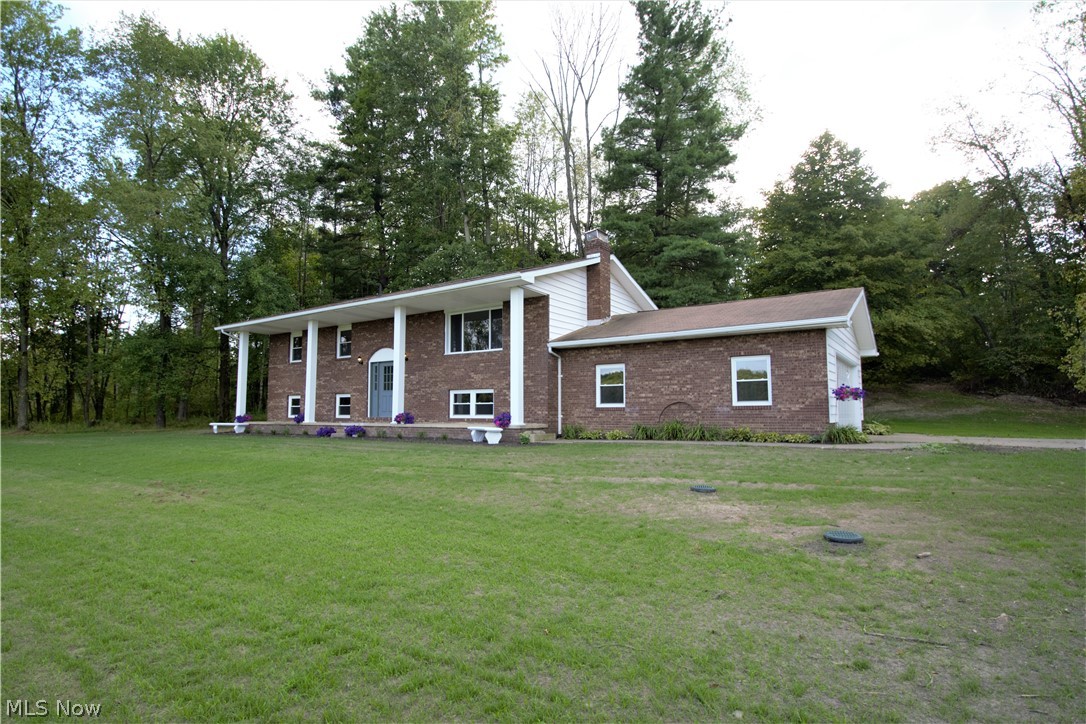 4067 Bayard Road Homeworth, OH 44634 - Photo 3 of 34 Gallery Image 3