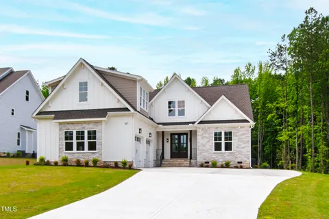 $1,175,000 | 617 Darian Woods Drive, Holly Springs, NC 27540