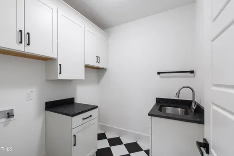 $1,175,000 | 617 Darian Woods Drive, Holly Springs, NC 27540