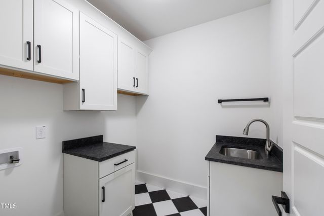 $1,175,000 | 617 Darian Woods Drive, Holly Springs, NC 27540