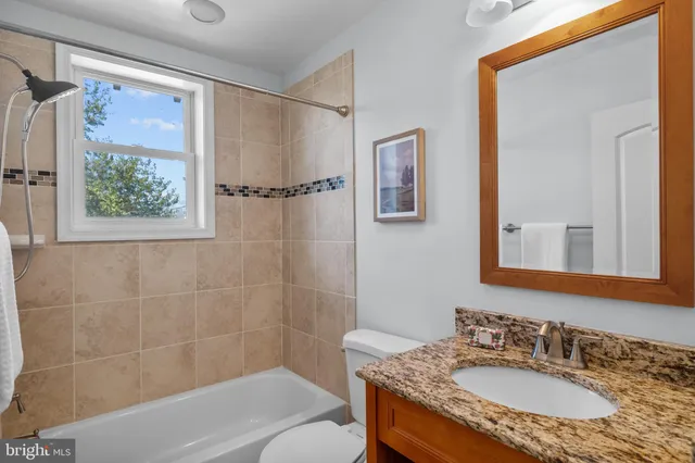 $925,000 | 3916 5th Street Northwest, Washington, DC 20011