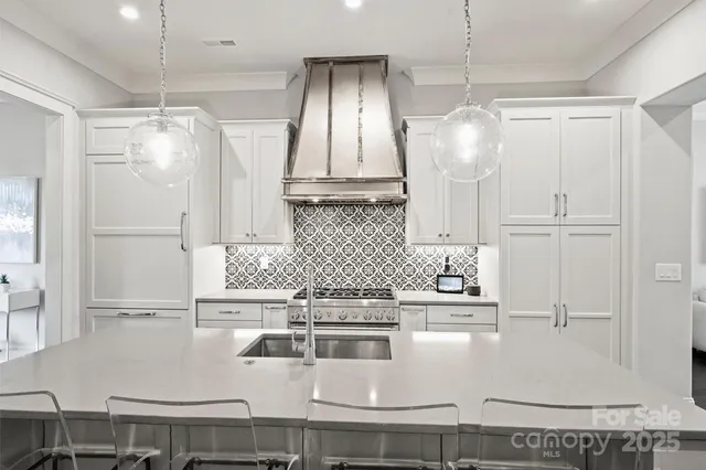 $995,000 | 622 Mattie Rose Lane, Charlotte, NC 28204