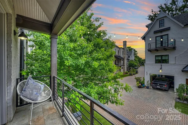 $995,000 | 622 Mattie Rose Lane, Charlotte, NC 28204