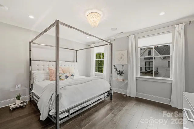 $995,000 | 622 Mattie Rose Lane, Charlotte, NC 28204