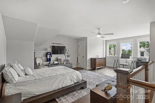 $995,000 | 622 Mattie Rose Lane, Charlotte, NC 28204