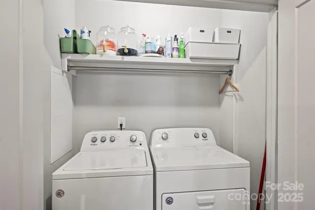 $995,000 | 622 Mattie Rose Lane, Charlotte, NC 28204