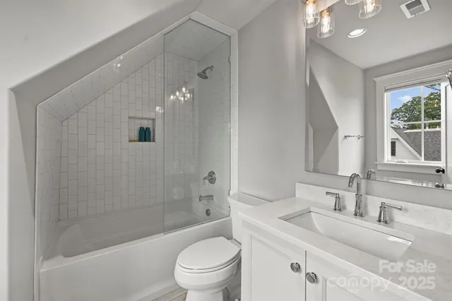 $995,000 | 622 Mattie Rose Lane, Charlotte, NC 28204