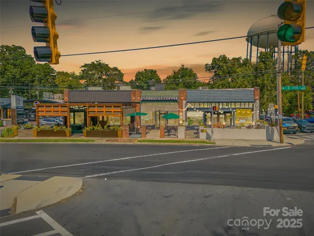 $995,000 | 622 Mattie Rose Lane, Charlotte, NC 28204