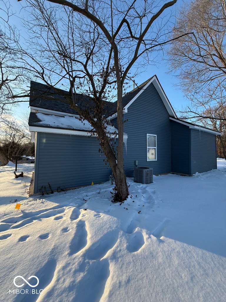 1128 West 1st Street Anderson, IN 46016 - Photo 2 of 17