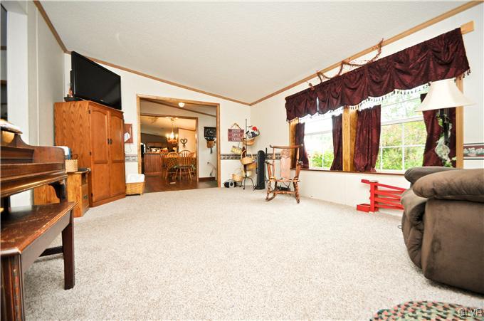 3863 Apple Road Northampton, PA 18067 - Photo 11 of 25 Gallery Image 11