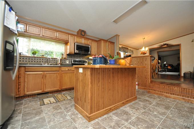 3863 Apple Road Northampton, PA 18067 - Photo 8 of 25 Gallery Image 8