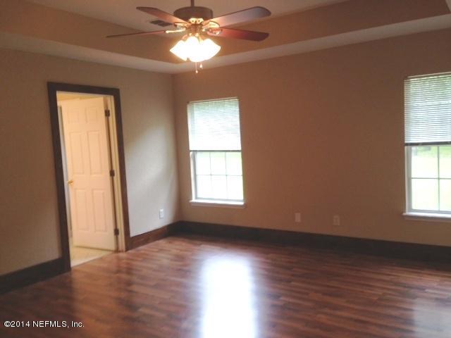 95326 Springhill Road Fernandina Beach, FL 32034 - Photo 5 of 10 Master bedroom