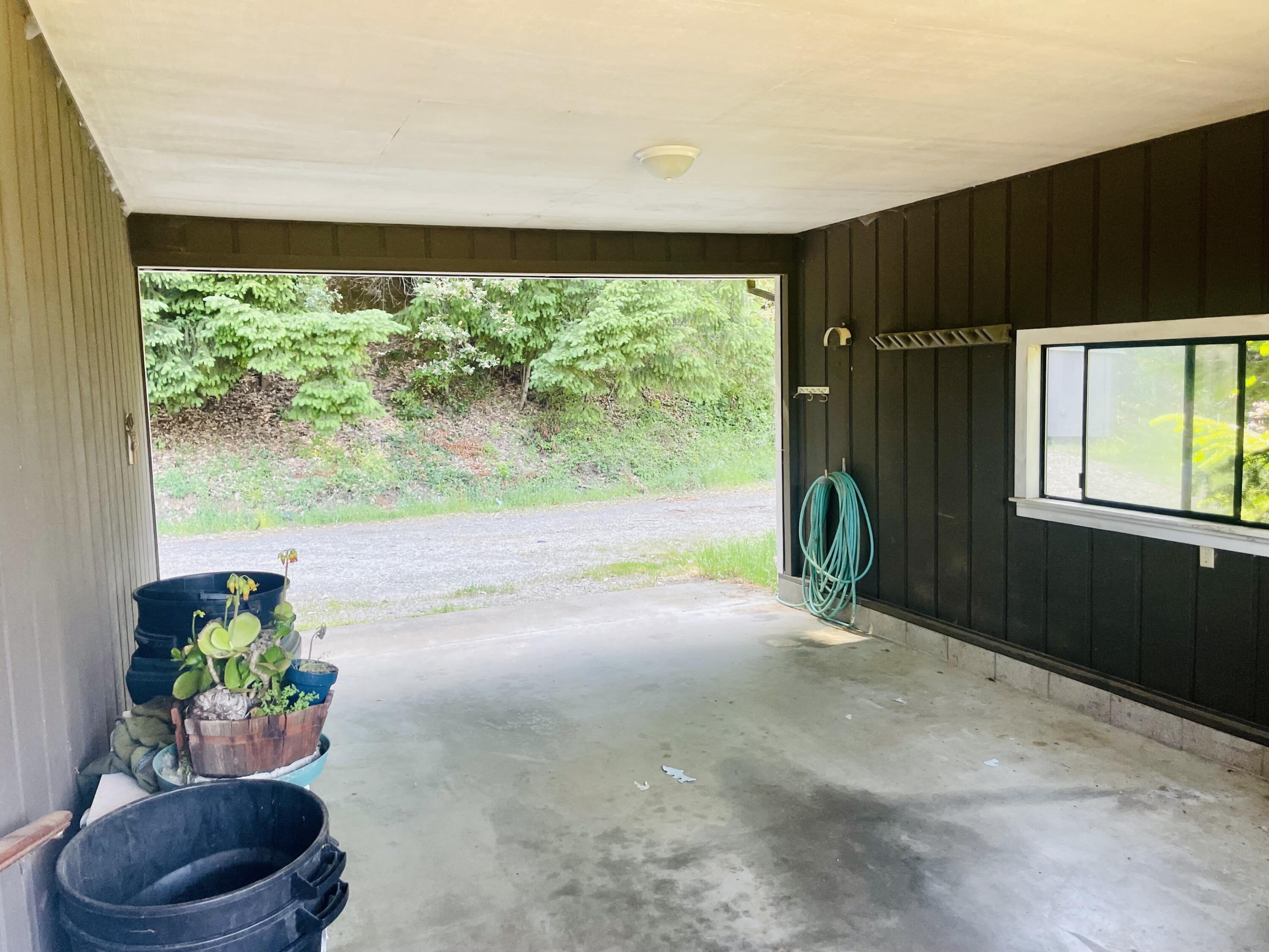 360 Graycliff Road Garberville, CA 95542 - Photo 27 of 63