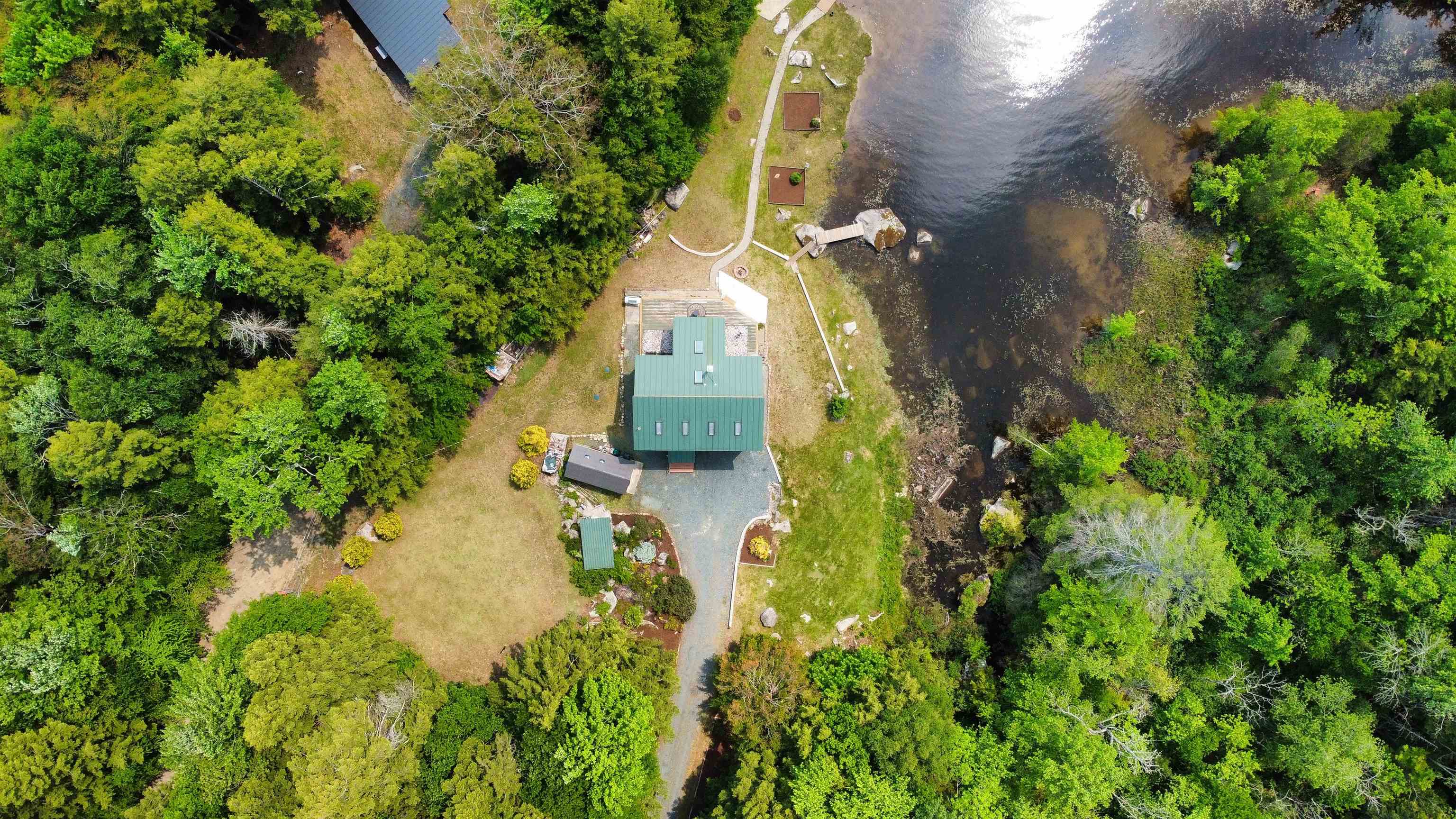 9 Cove Road Canaan, NH 03741 - Photo 4 of 40