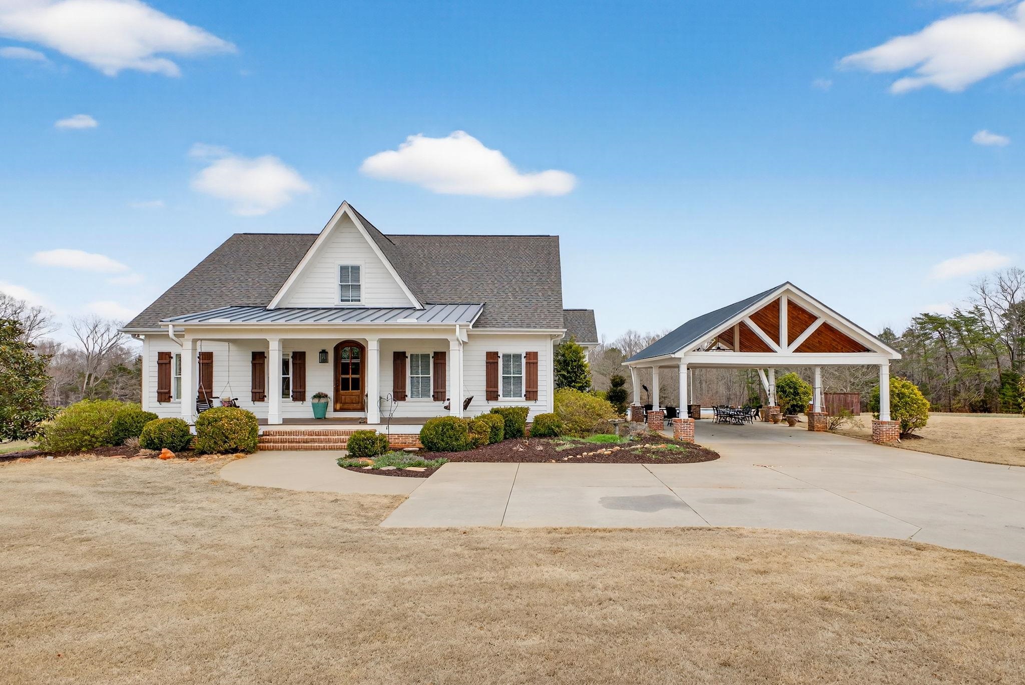 2062 Knighton Chapel Road Fountain Inn, SC 29644 - Photo 2 of 41 Gallery Image 2