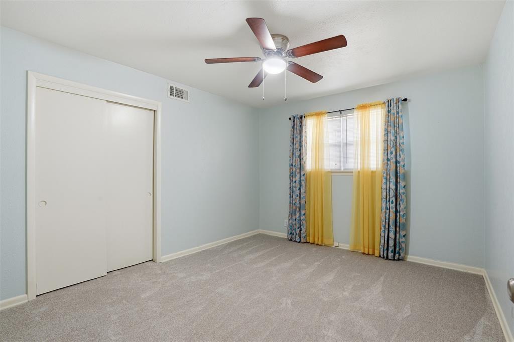509 Patricia Road Hurst, TX 76053 - Photo 18 of 24