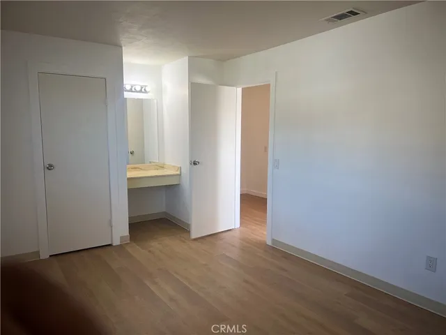 a view of an empty room and a gallery