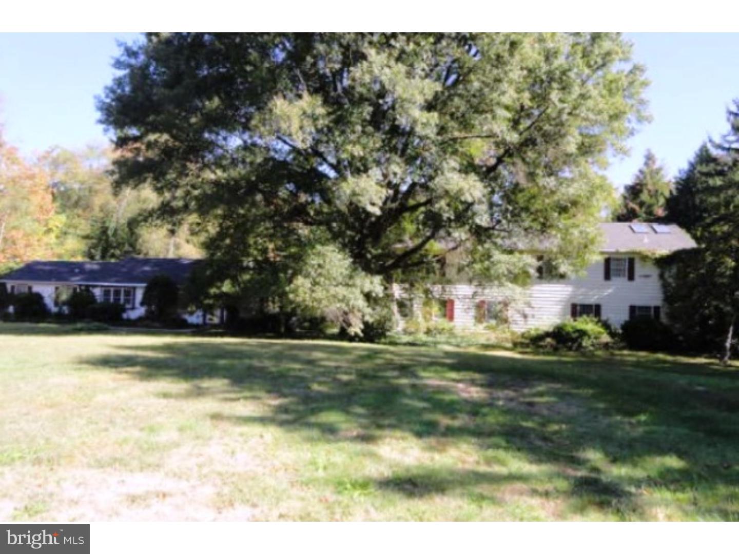 729 Riverton Road Moorestown, NJ 08057 - Photo 1 of 11