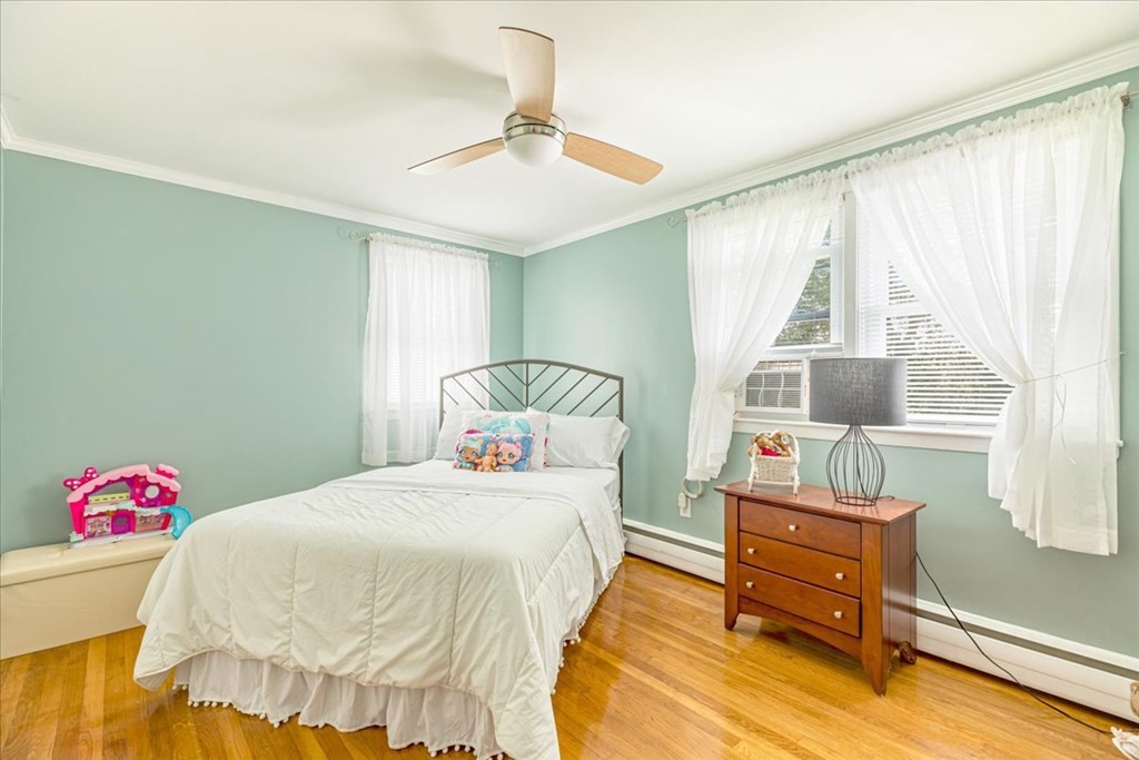 163 Pearse Road Swansea, MA 02777 - Photo 13 of 36 Gallery Image 13