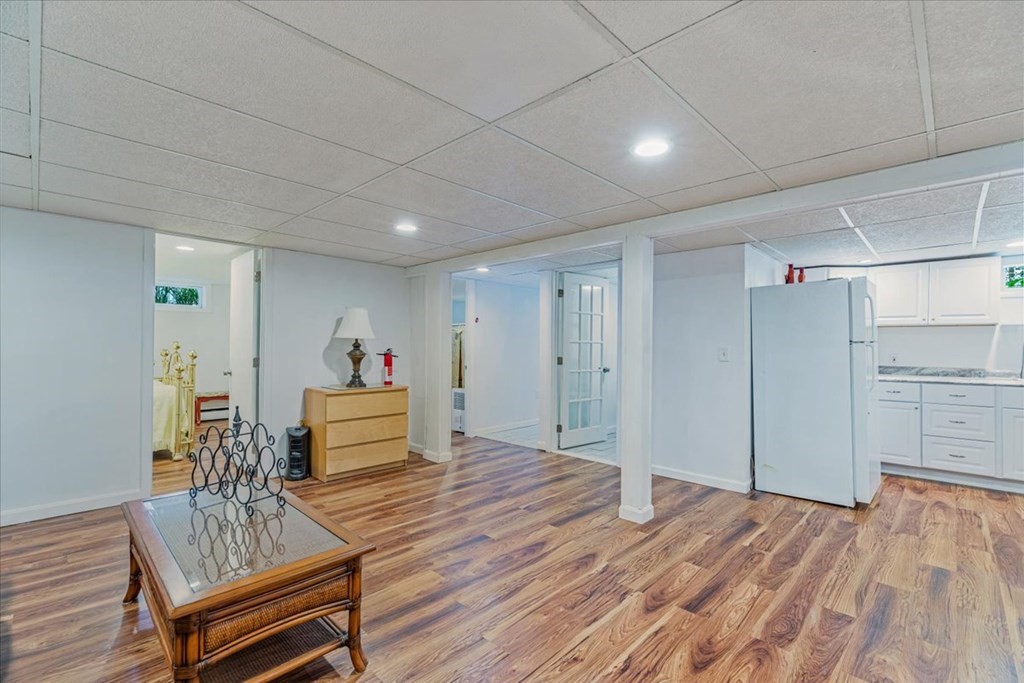 163 Pearse Road Swansea, MA 02777 - Photo 22 of 36 Gallery Image 22
