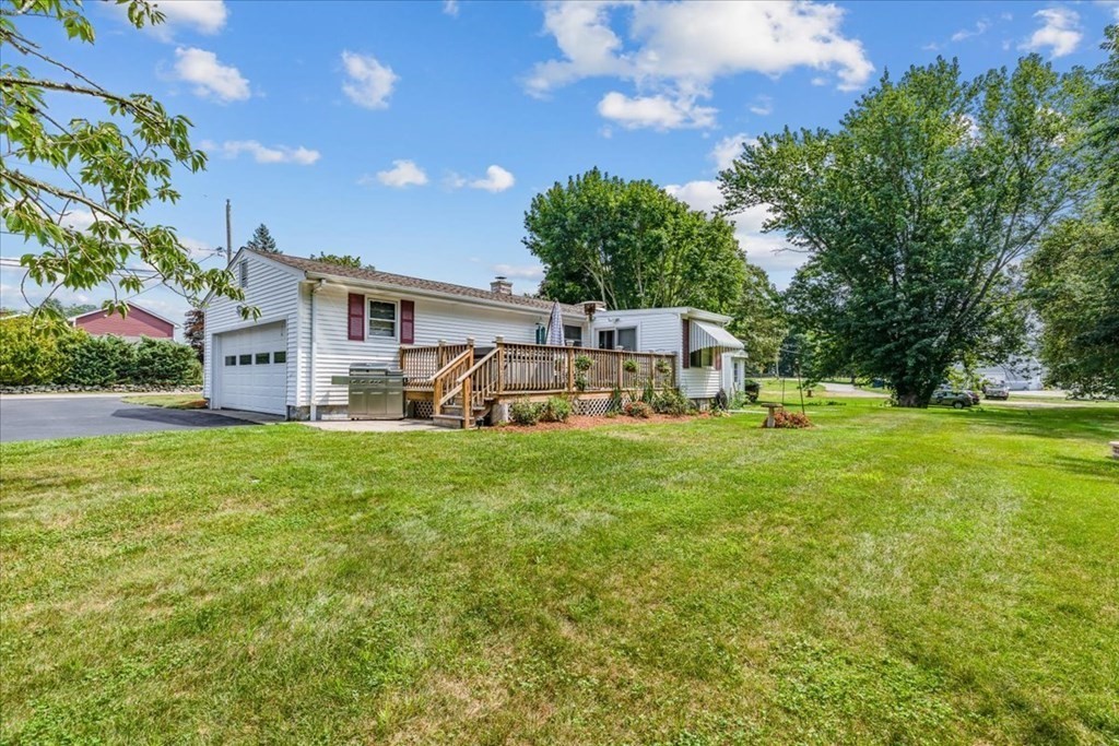 163 Pearse Road Swansea, MA 02777 - Photo 29 of 36 Gallery Image 29
