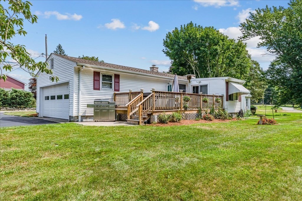 163 Pearse Road Swansea, MA 02777 - Photo 30 of 36 Gallery Image 30