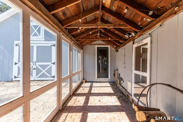 a view of an entryway