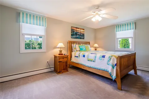 $1,050,000 | 39 Davisville Lane, Narragansett, RI 02882