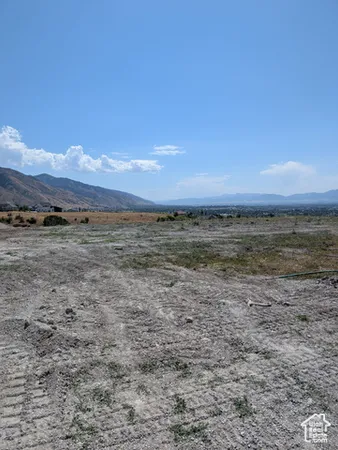 $245,000 | 1110 East 100 South, Unit 216, Hyde Park, UT 84318