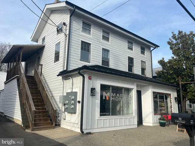$1,800 | 38 South Main Street, Unit 2, Mullica Hill, NJ 08062