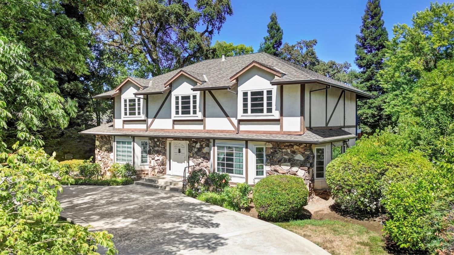 405 Crocker Road Sacramento, CA 95864 - Photo 1 of 54