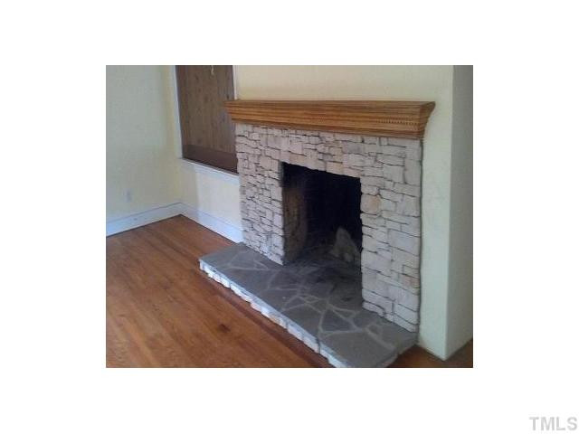 3208 Kenly Court Raleigh, NC 27607 - Photo 2 of 8 Photo 2