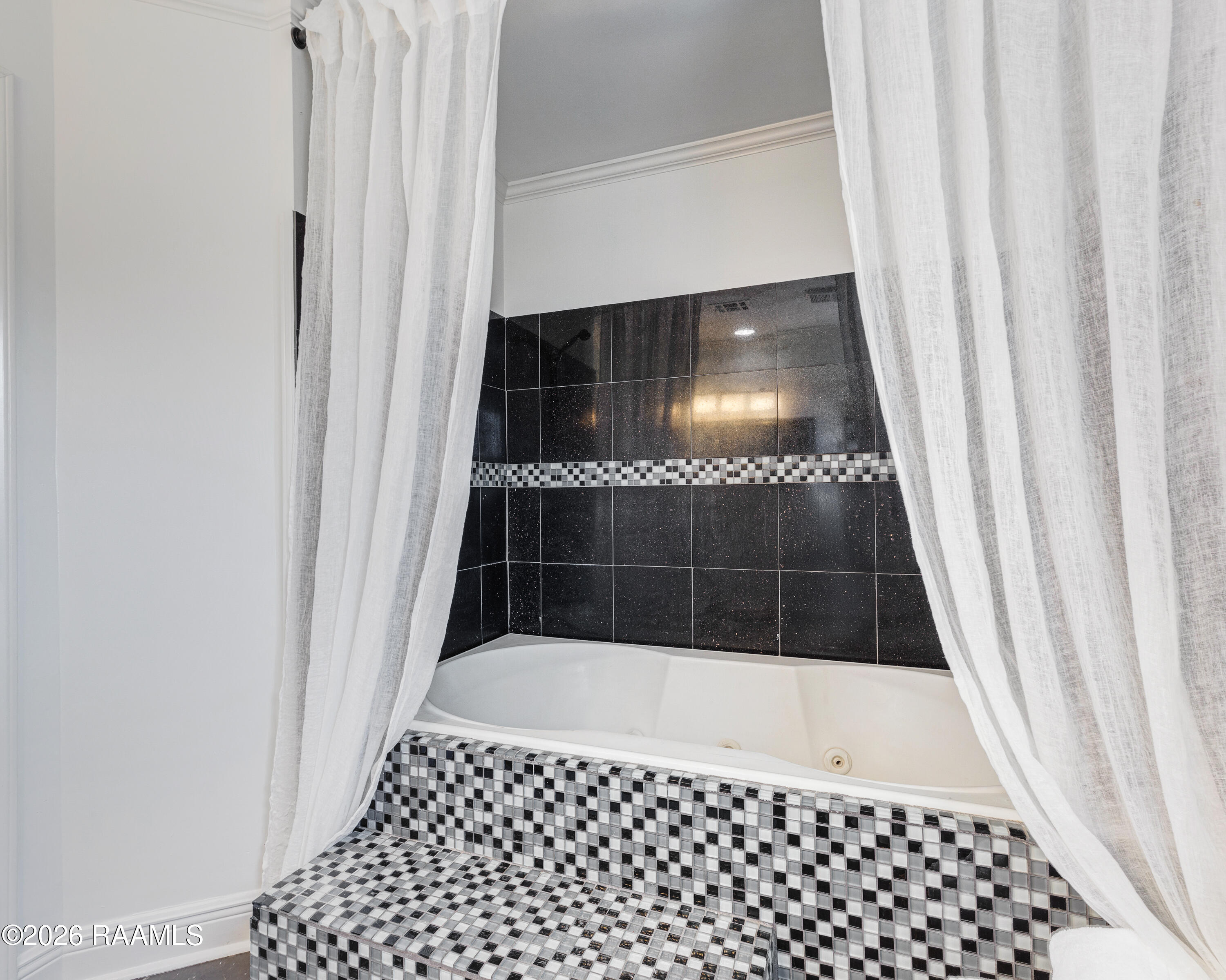 412 Normandy Road Lafayette, LA 70503 - Photo 12 of 15 412 Normandy Lafayette-12