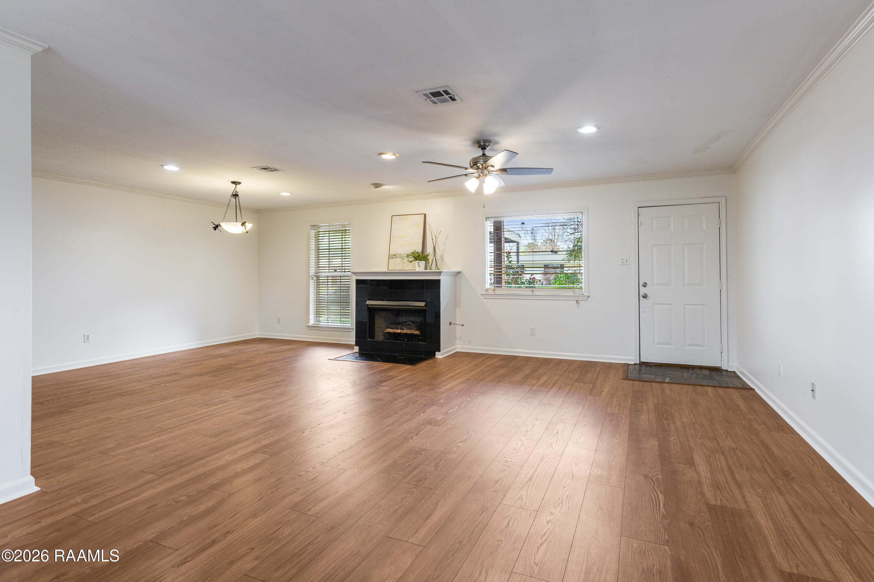 412 Normandy Road Lafayette, LA 70503 - Photo 4 of 15 412 Normandy Lafayette-4