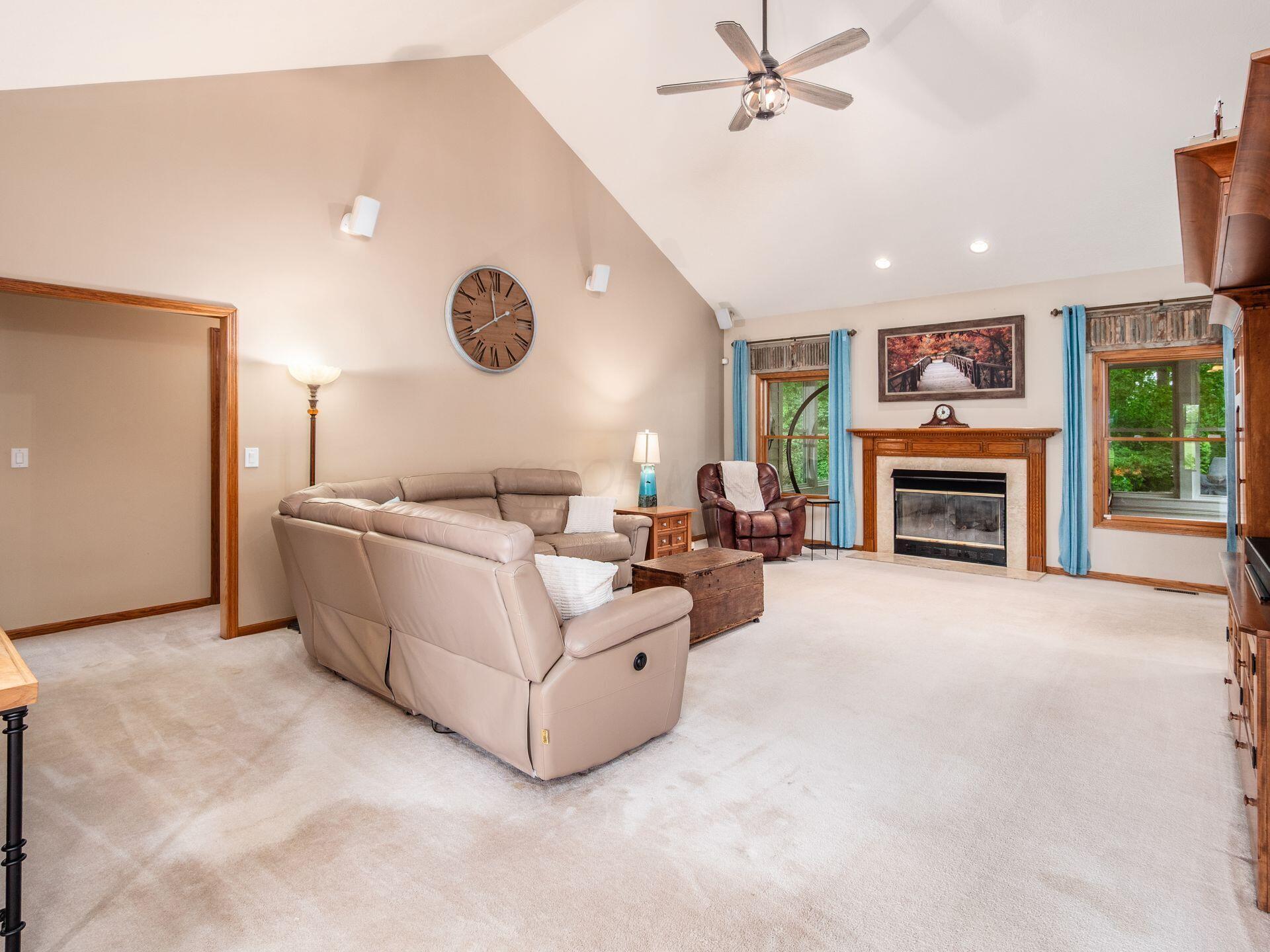 1397 Horseshoe Road Delaware, OH 43015 - Photo 10 of 64 Great Room