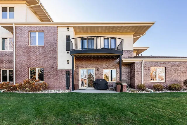 $389,000 | 3200 11th Street South, Unit 103, Fargo, ND 58104