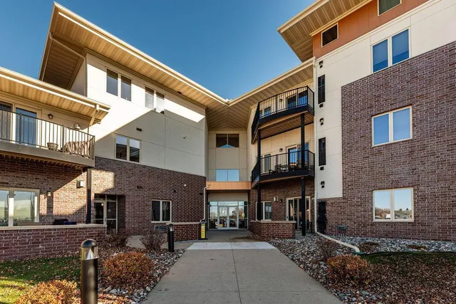 $389,000 | 3200 11th Street South, Unit 103, Fargo, ND 58104