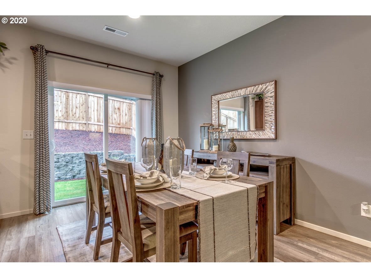 9417 North Chestnut Street Camas, WA 98607 - Photo 4 of 12 Gallery Image 4