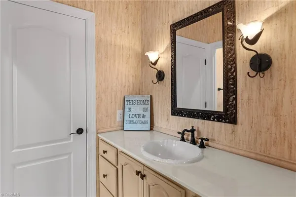 $685,000 | 157 Cedar Lane, Bermuda Run, NC 27006