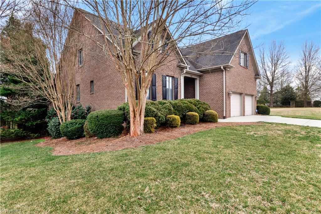 157 Cedar Lane Bermuda Run, NC 27006 - Photo 5 of 40