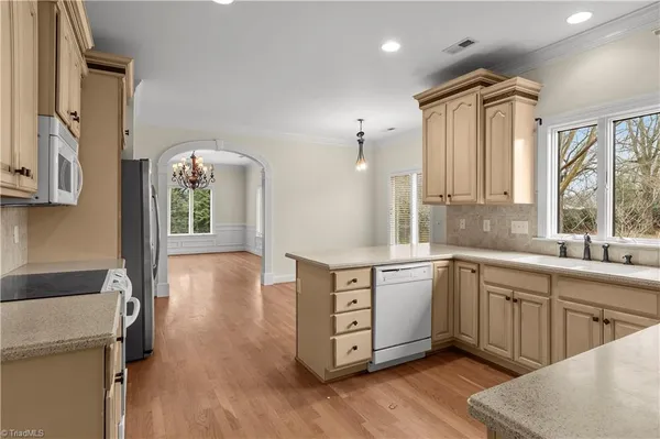 $685,000 | 157 Cedar Lane, Bermuda Run, NC 27006