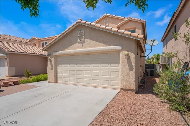 $2,000 | 8872 West Perfect Diamond Court, Las Vegas, NV 89129
