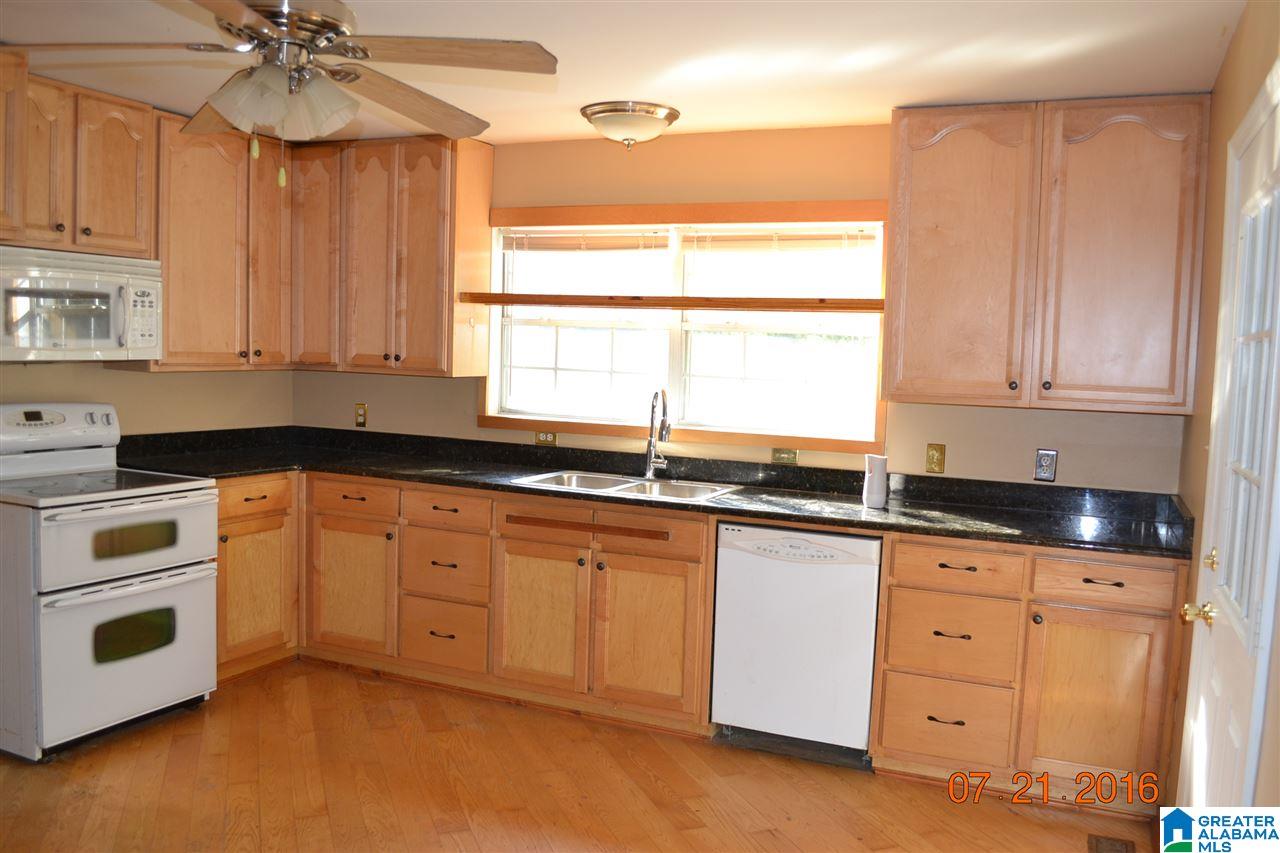 1364 Mountain Lake Road Warrior, AL 35180 - Photo 6 of 10